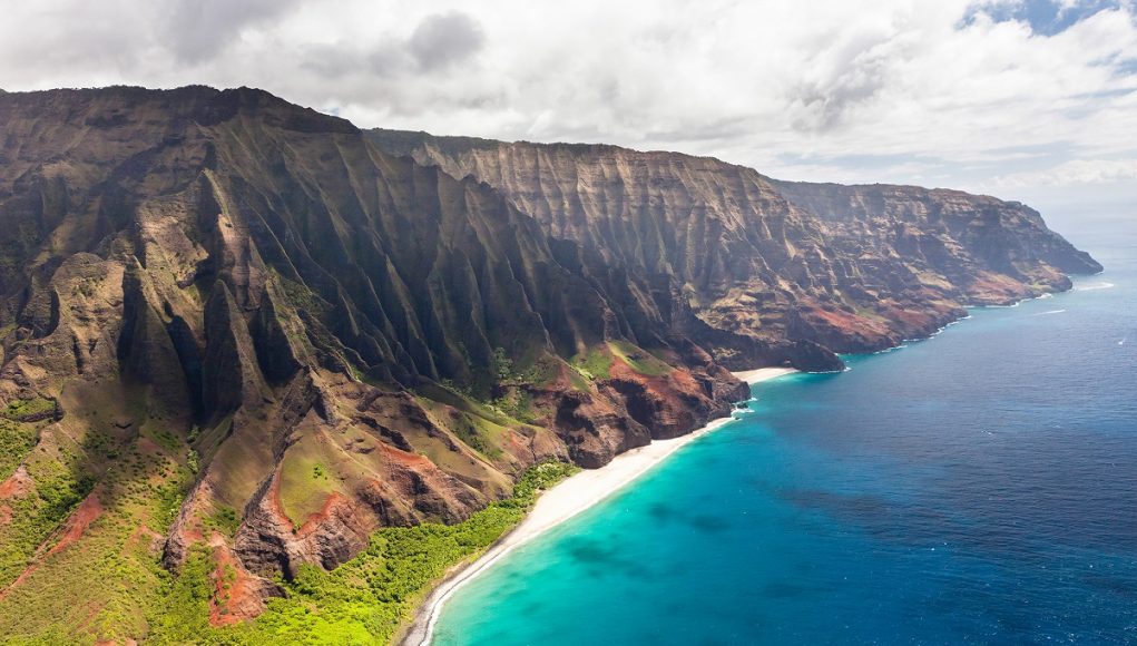 How to move to Hawaii? All the Important Overview and Details about